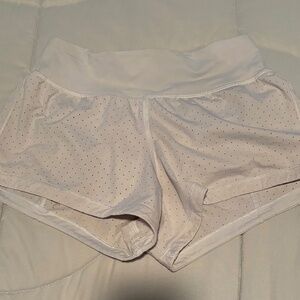 White lululemon shorts